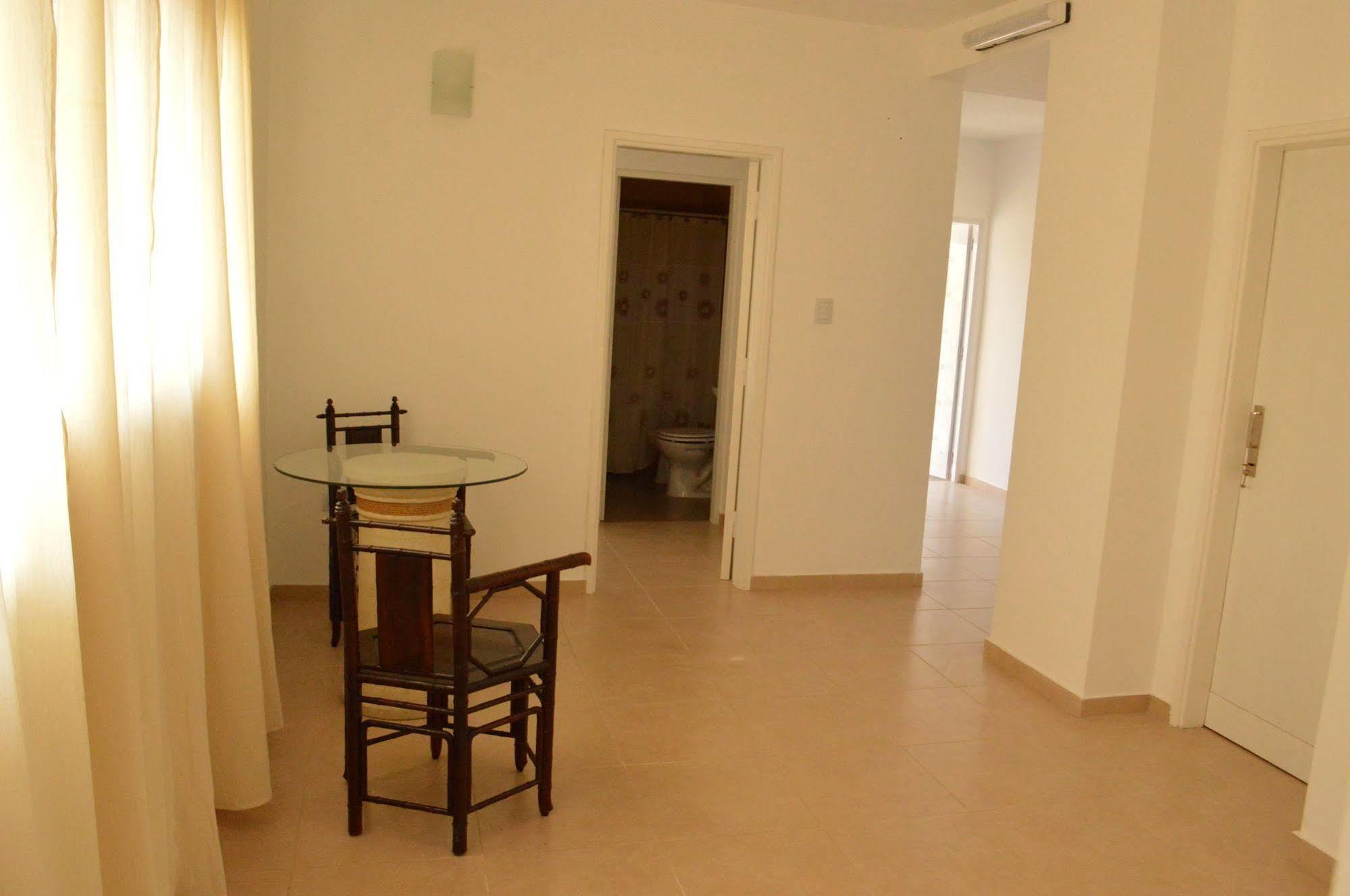 Faro Del Parque Inn 2*